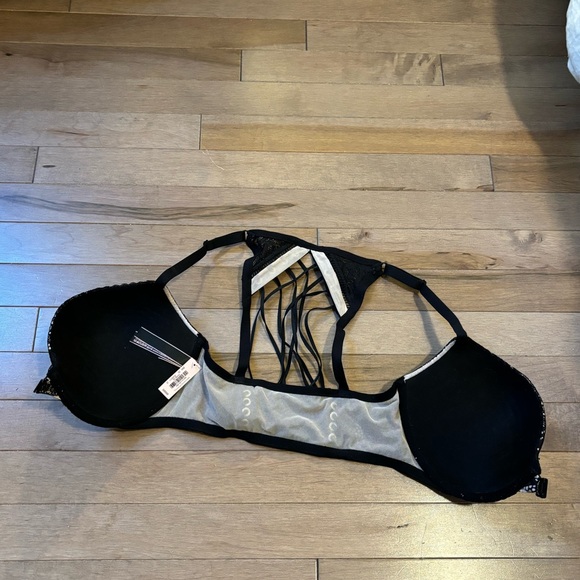 NWT Victoria’s Secret Push Up Bra 32DDD - Picture 6 of 6